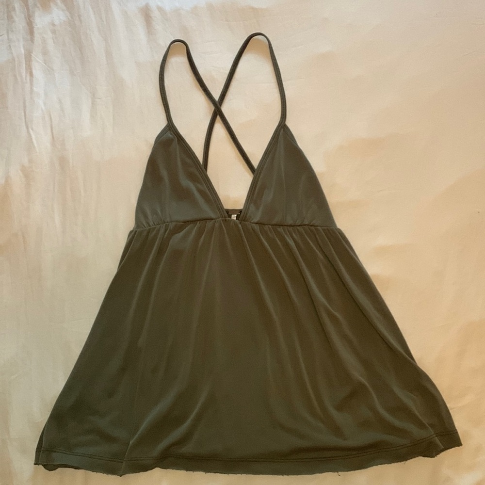 Free People – Flow-y Triangle Top (Olive Green)